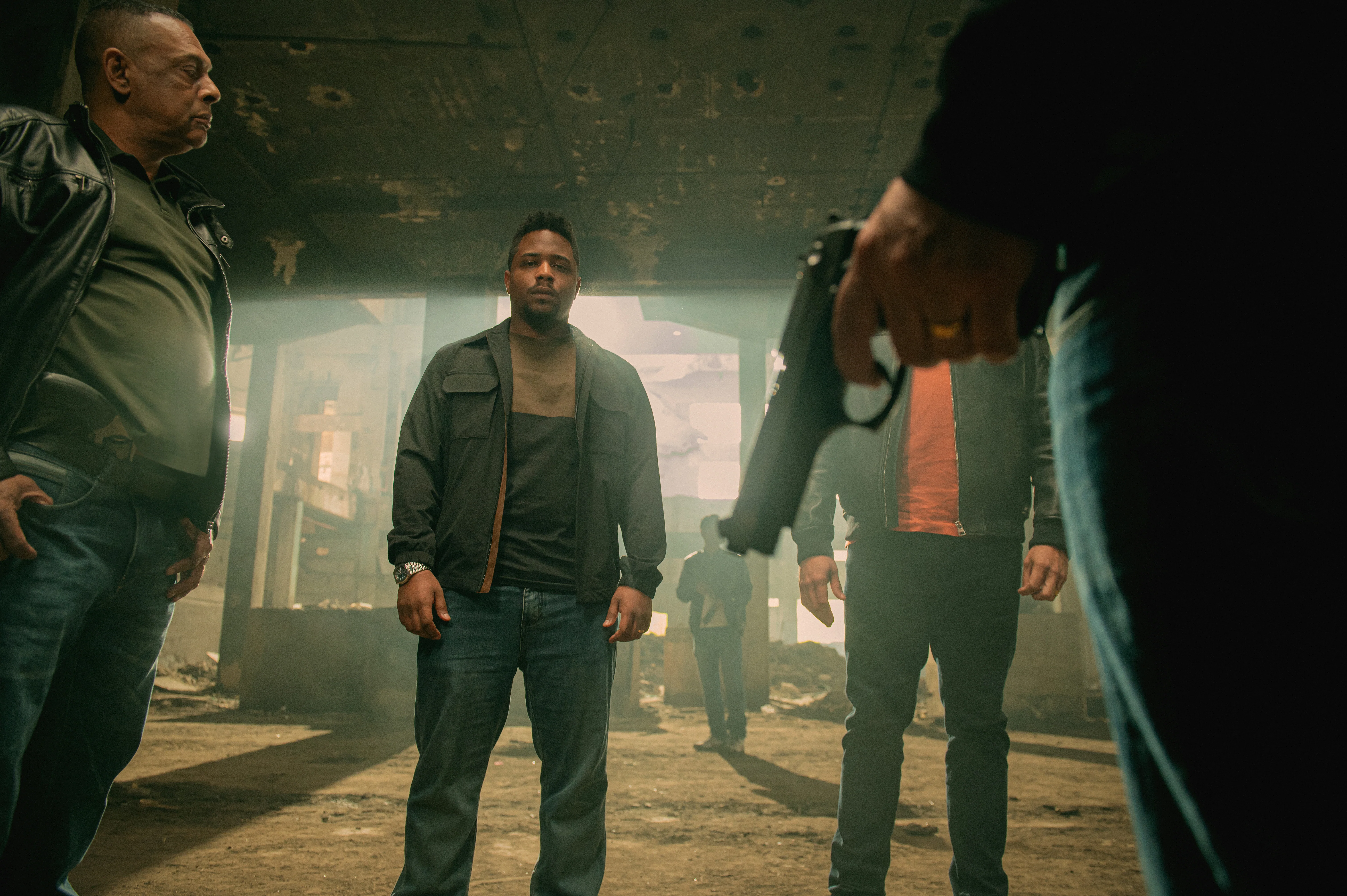 Netflix《最初的朋友:電影版:南多的兩個世界》劇情看點:南多在家庭與犯罪世界間做最後選擇